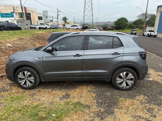 VOLKSWAGEN T-CROSS 1.4 250 TSI TOTAL FLEX HIGHLINE AUTOMÁTICO VOLKSWAGEN T-CROSS 1.4 250 TSI TOTAL FLEX HIGHLINE AUTOMÁTICO
